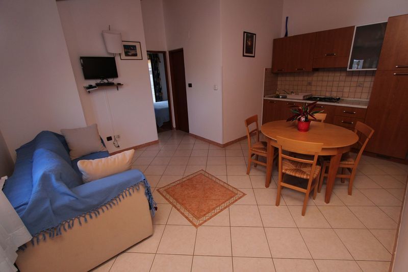 Apartments Villa Mara Rovigno Esterno foto