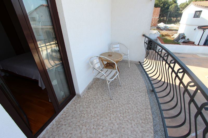 Apartments Villa Mara Rovigno Esterno foto